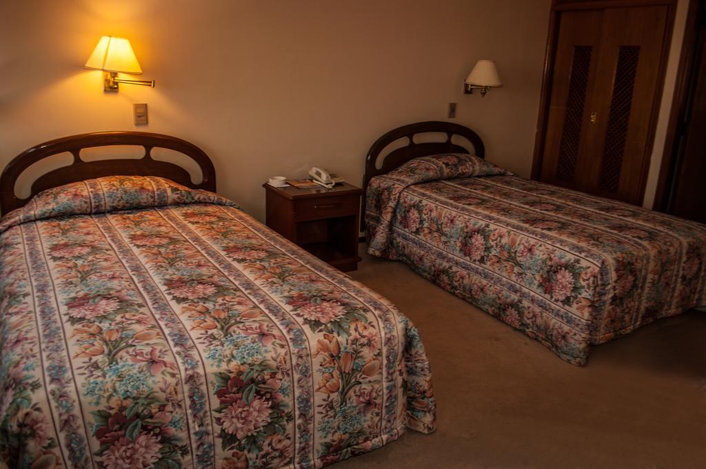 Hotel Lido Санта-Крус-де-ла-Сьєрра Екстер'єр фото